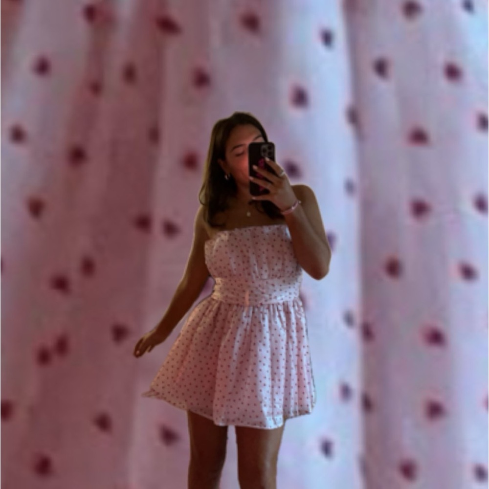 Super cute mini pink dress with red hearts!!
ASOS - Collective The Label